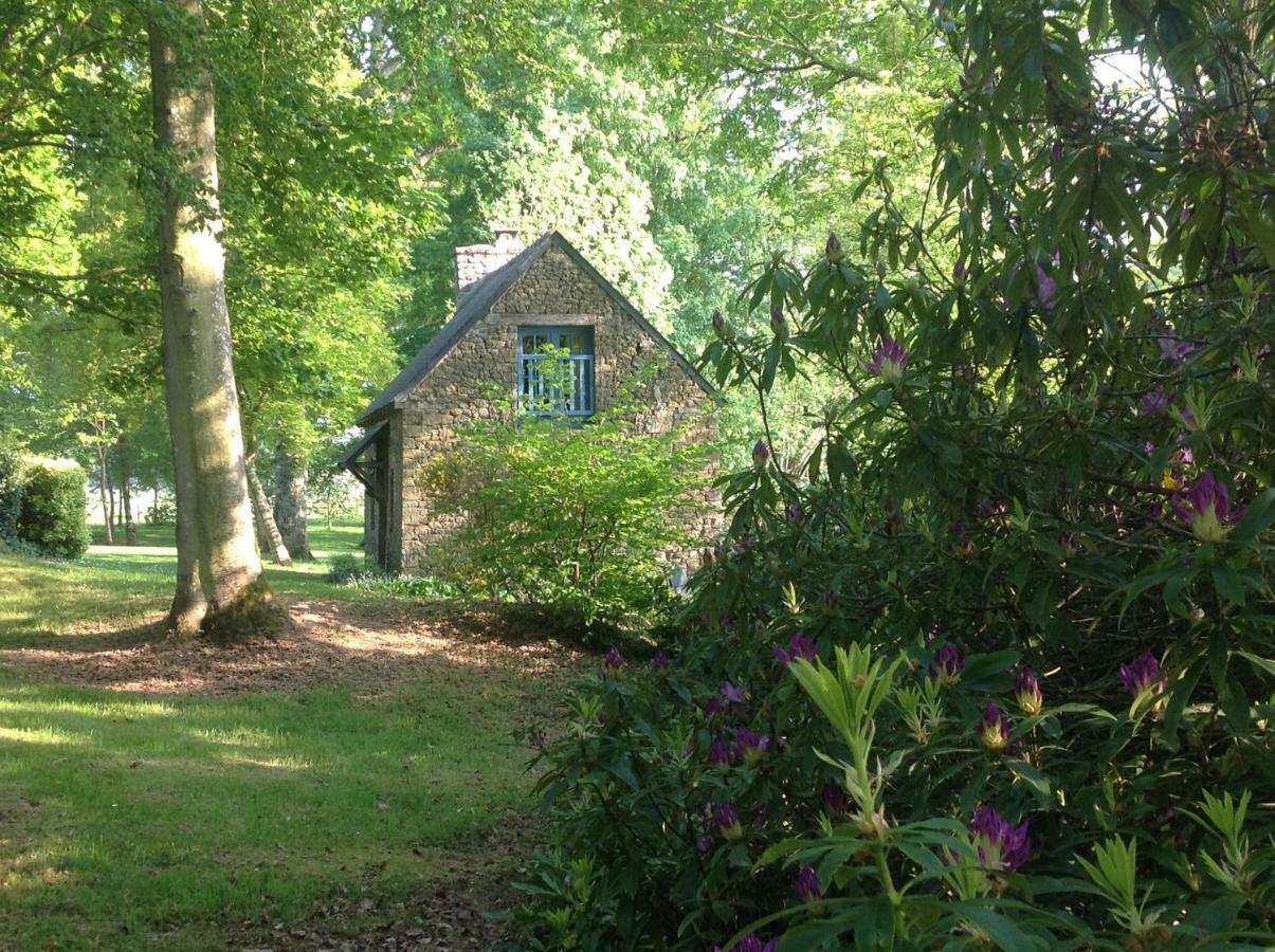 Au Pont Ricoul Bed & Breakfast Saint-Pierre-de-Plesguen Exterior photo
